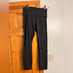 NWT Lululemon Wunder Under Leggings 25”